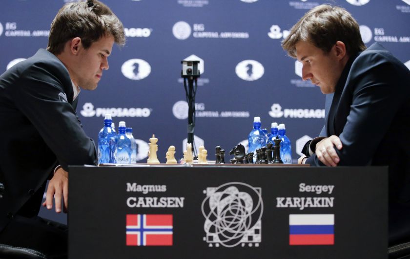 Magnus Carlsen and Sergey Karjakin at Chess Championship